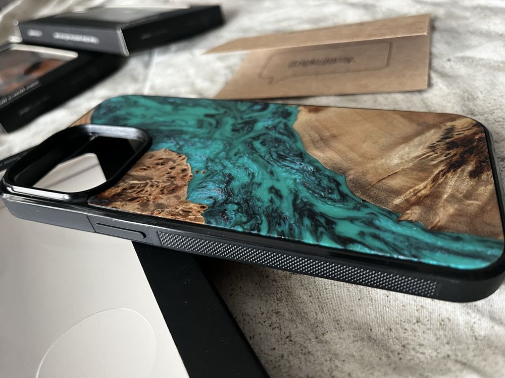 Nowy case / etui bewood - drewno z żywicą iPhone 14 Pro Max