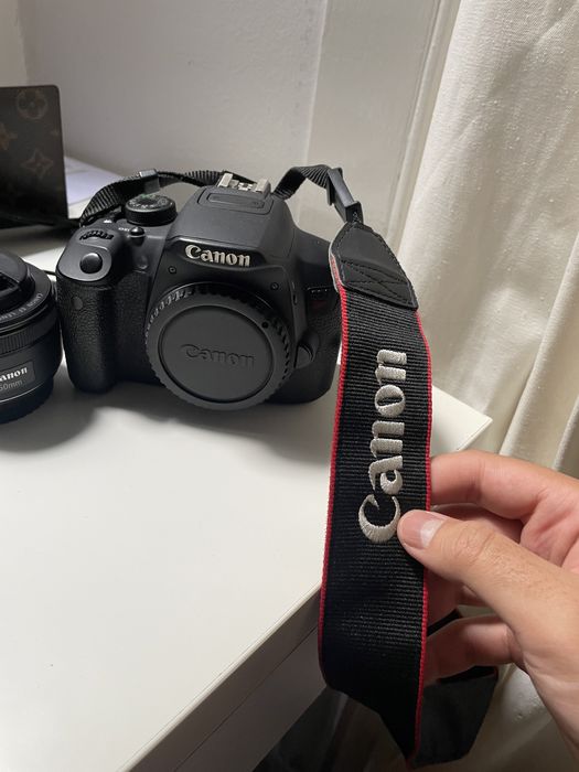 Canon 700D + 50mm