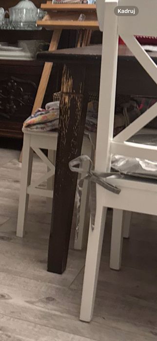 Stół + sześć krzeseł drewnianych ikea