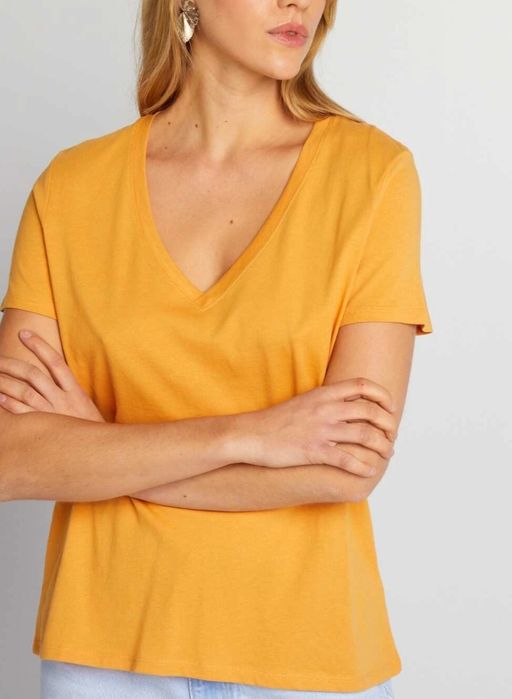 Футболка  жіноча