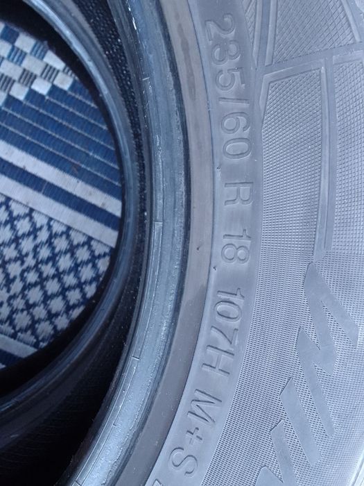 Cena za 2 Opony zimowe 235/60r18 VREDESTEIN 2021r