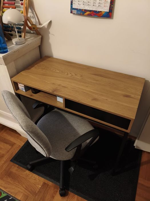 Biurko i fotel zestaw jak nowe