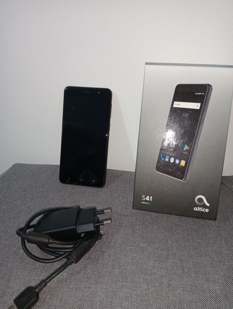 Altice S41 Telemóvel