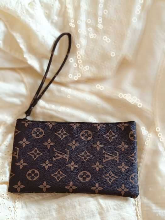 Saszetka Louis Vuitton nowa