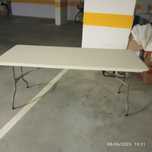 Vendo mesa de acampamento / camping desmontável