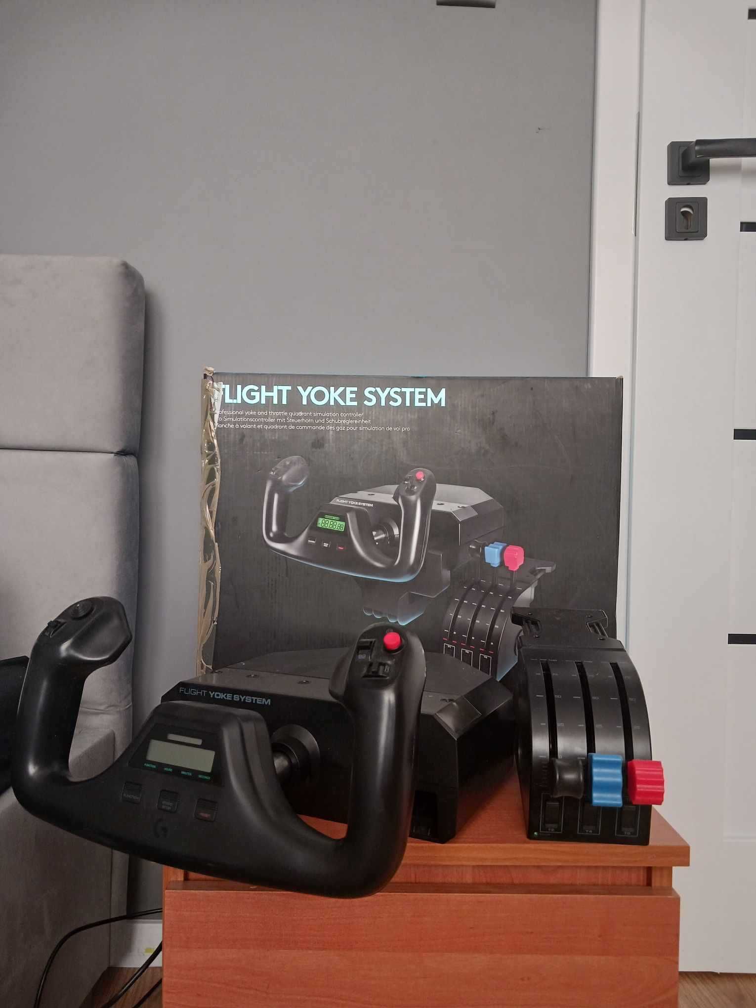 Logitech G Saitek PRO Flight Yoke System