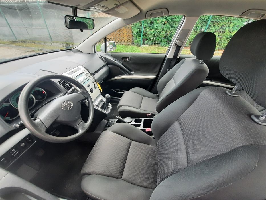 Ładny stan 2.2 diesel klimatyzacja ważne opłaty