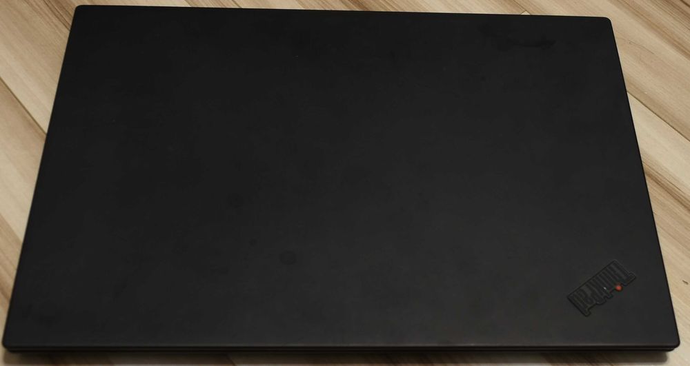 Lenovo ThinkPad P1 Gen 1 – 4K Touchscreen – Na części / Barebone