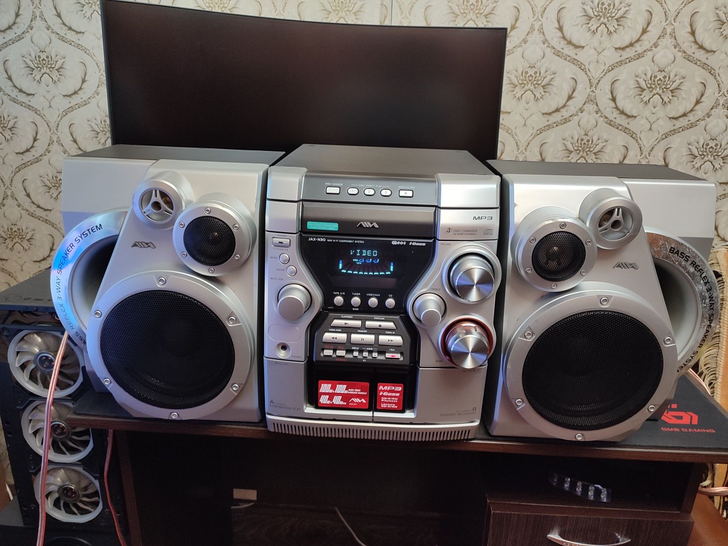 Продам музыкальный центр AIWA JAX-N30