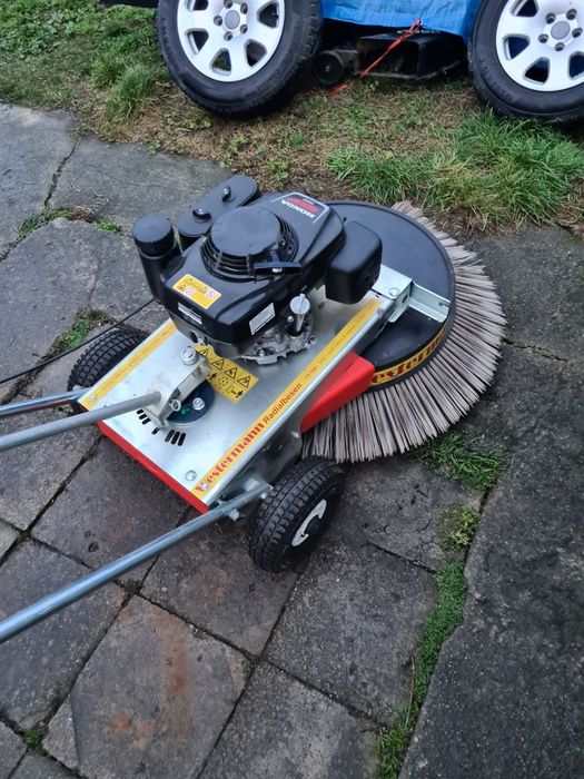 Zamiatarka ręczna Westermann WR870 silnik honda  2021rok nowa