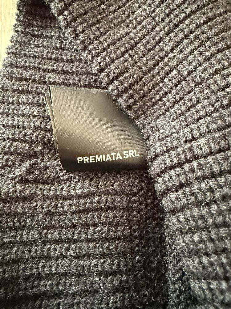 Продам мужскую шапку PREMIATA (НОВАЯ!)