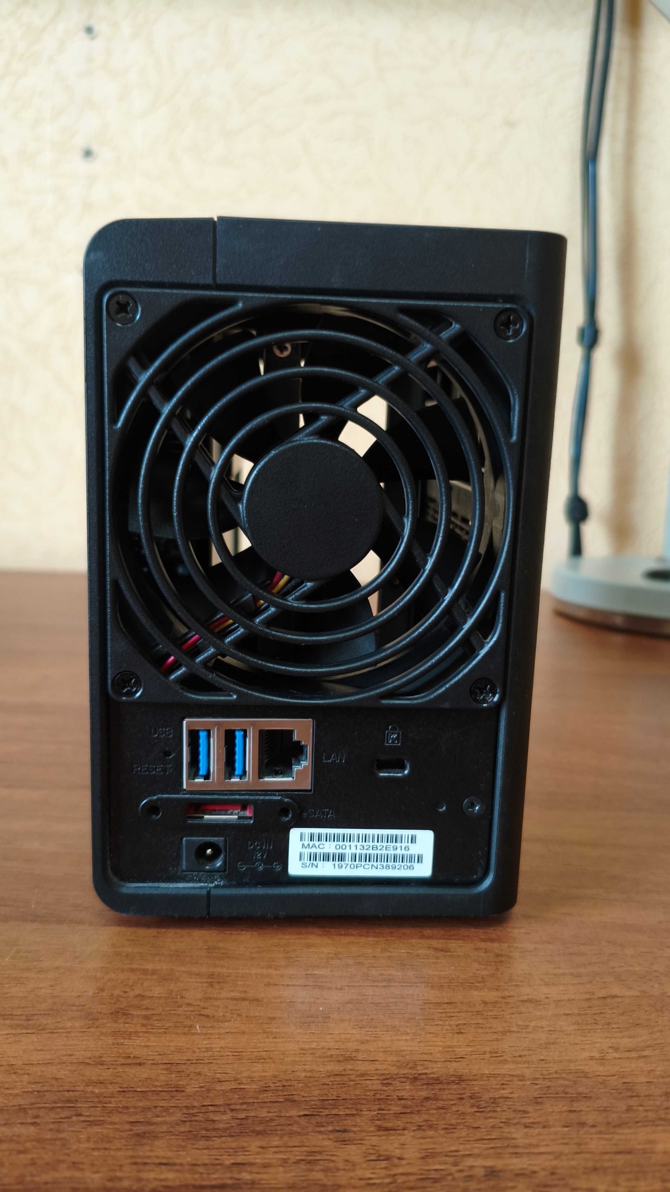 Сетевой накопитель Synology DS218+
