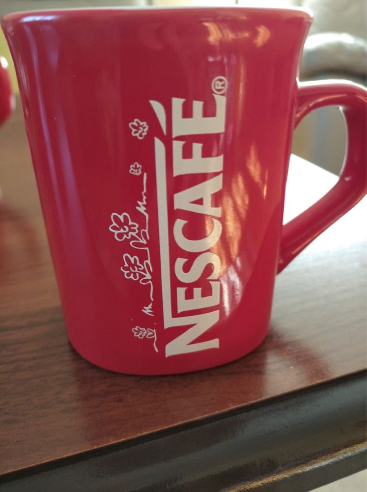 Kubki nescafe cztery pory roku komplet