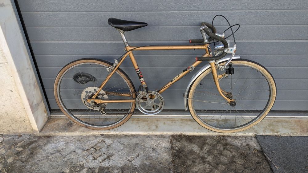 Bicicleta antiga marca Mustang