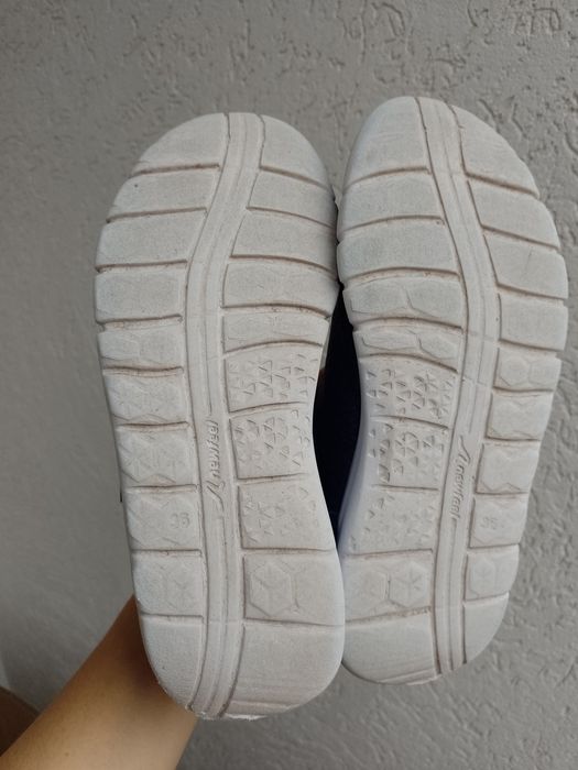 Кросівки newfeel 36 р.