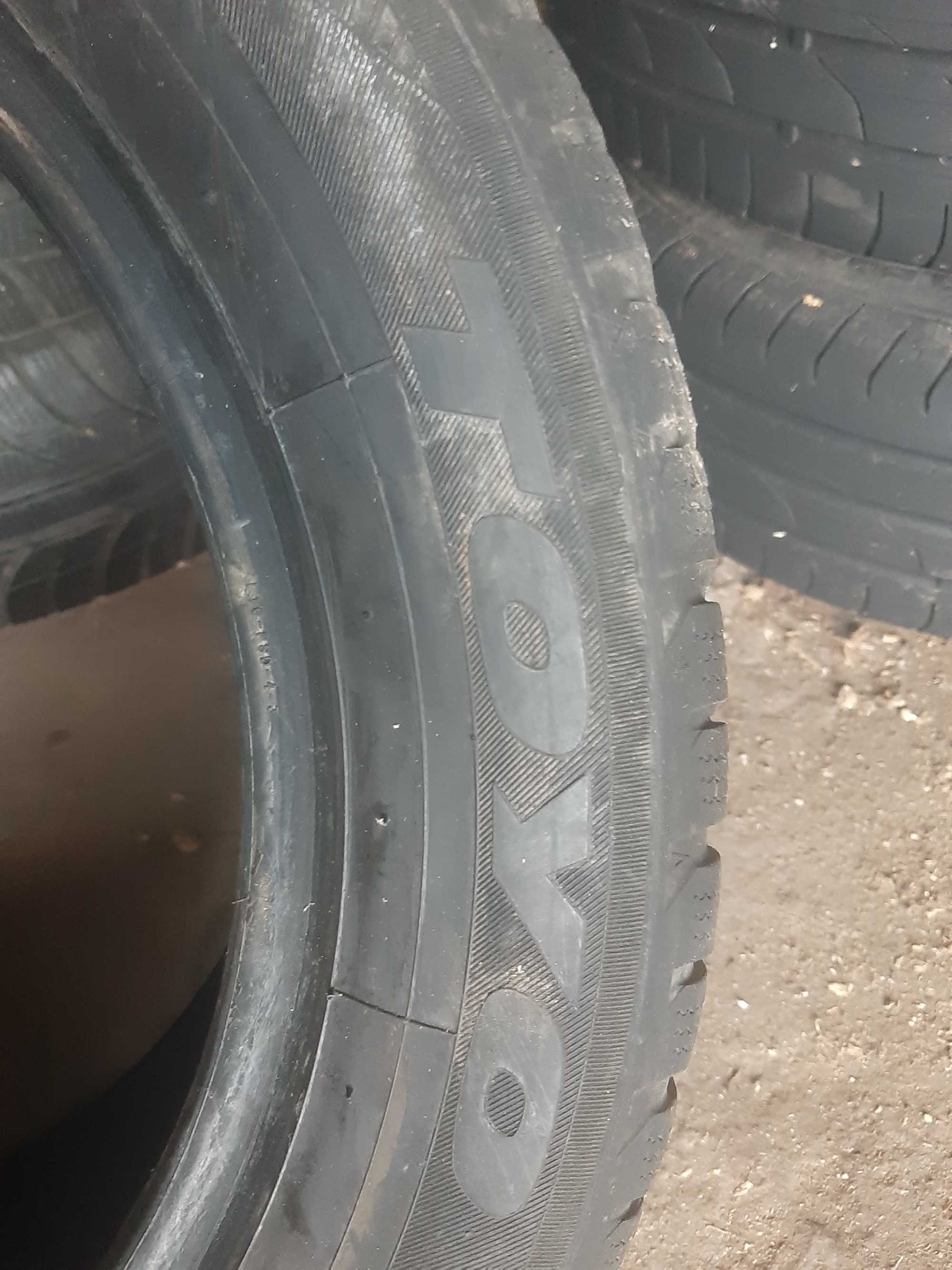 Автомобільні шини Toyo 205/55 R16
