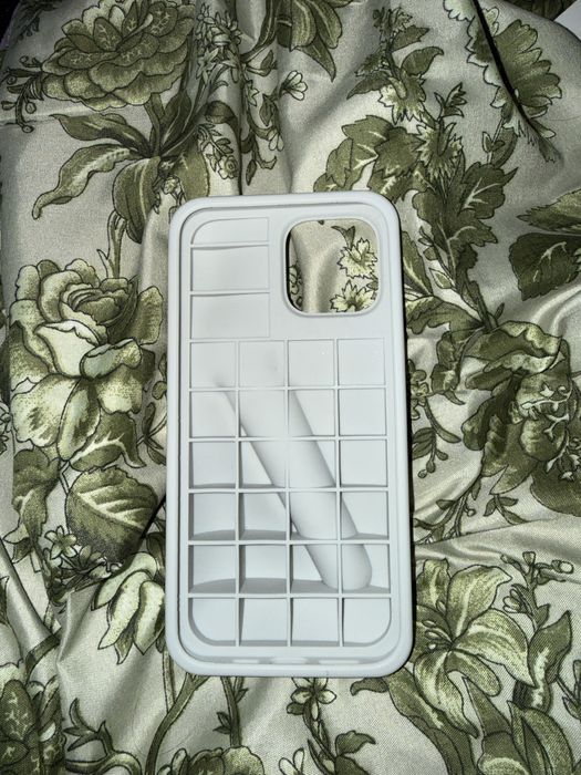 Чохол на iphone 13 pro max