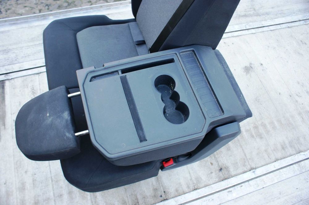 VW Crafter II Man TGE Fotel Podwójny Pasażera 2018- Podstawa na Kubki