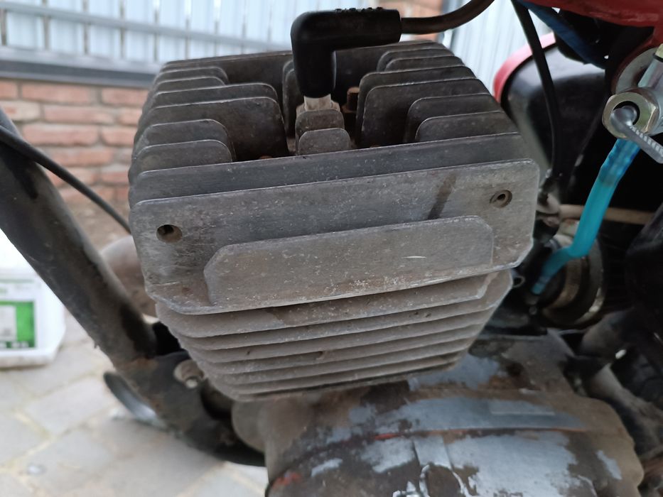 Мопед д6 двигун 12в