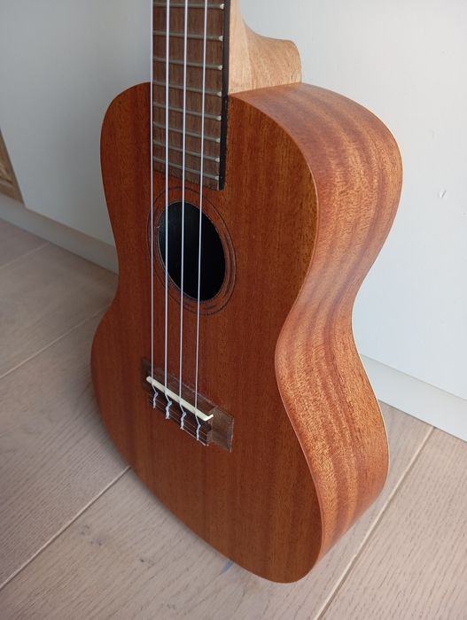 Ukulele jak nowe