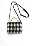 Женская сумка Chanel 19 tweed flap bag small bag оригинал