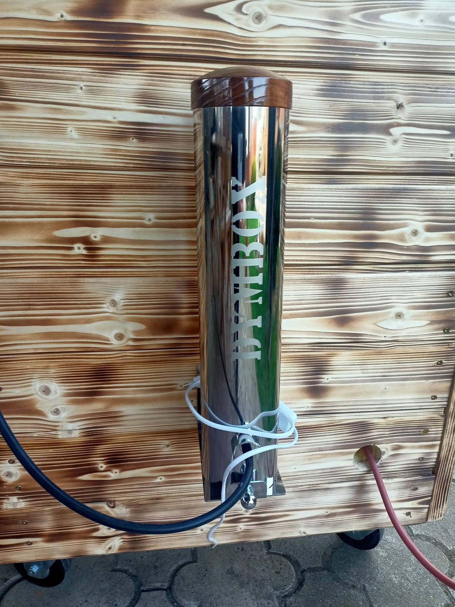 Sprzedam wędzarnię elektryczną
