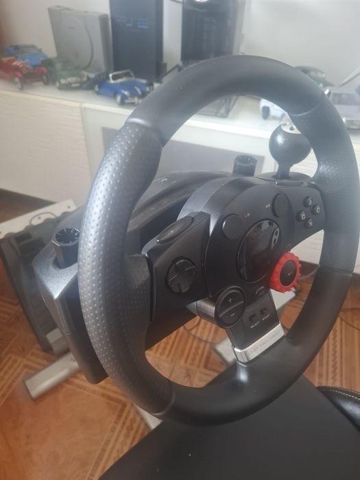 Logitech driving force