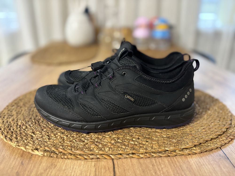 Кросівки ecco на goretex