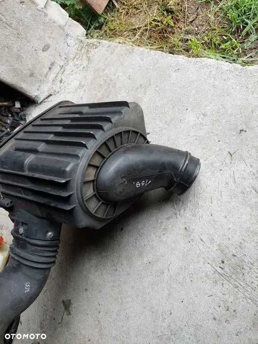 Filtr powietrza Alfa Romeo 159 1.9 JTD