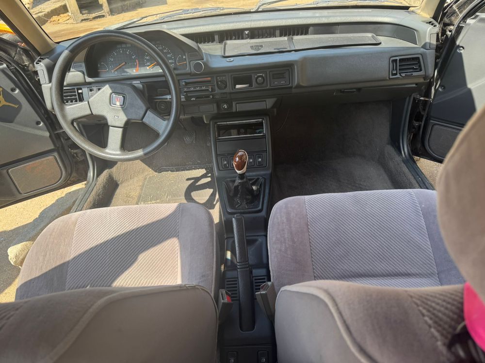 Carro Rover 213 SE