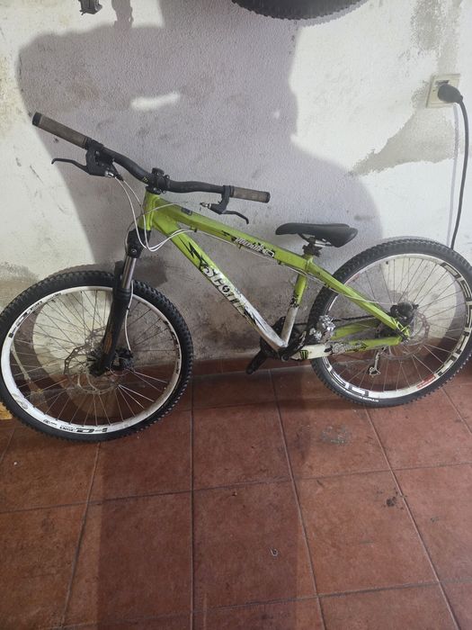 Bicicleta Scott voltage yz35