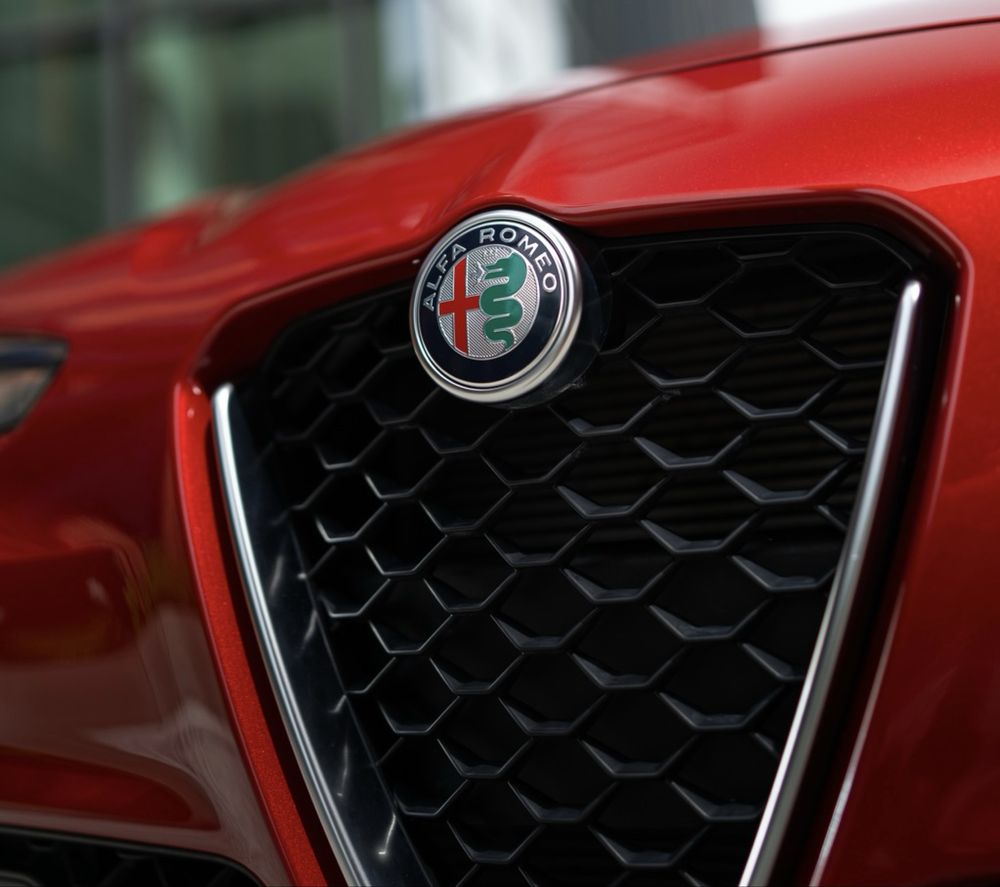Wypożyczalnia / wynajem Alfa Romeo Gulia 4x4
