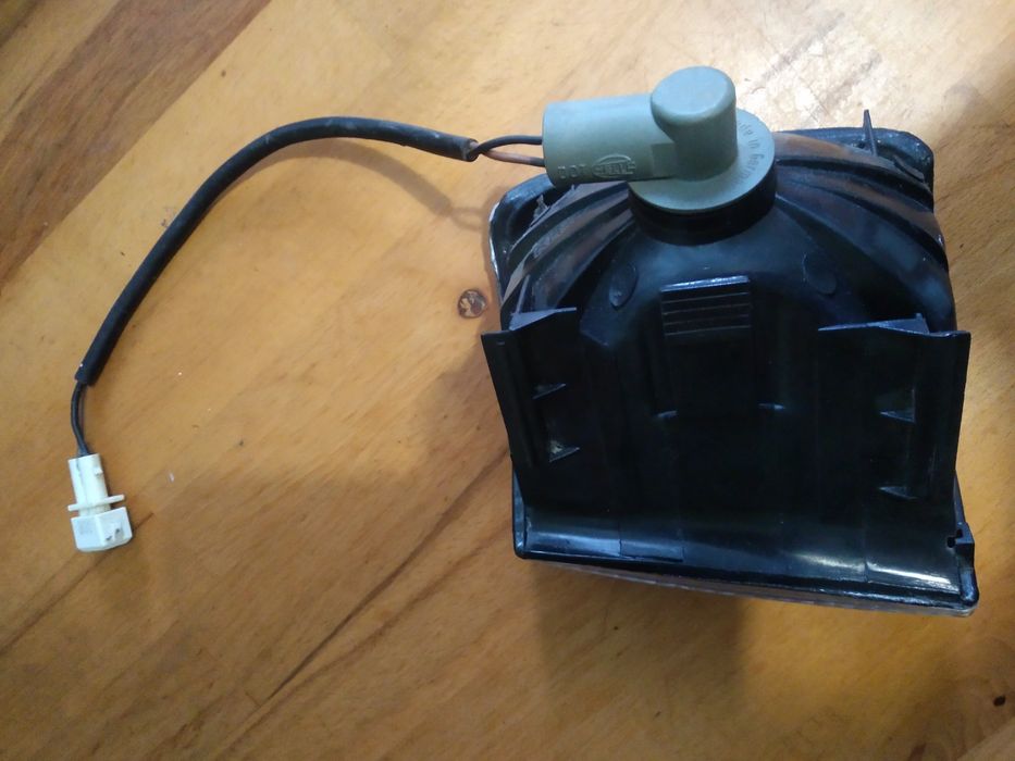 Показчик повороту Фольксваген Пассат В3