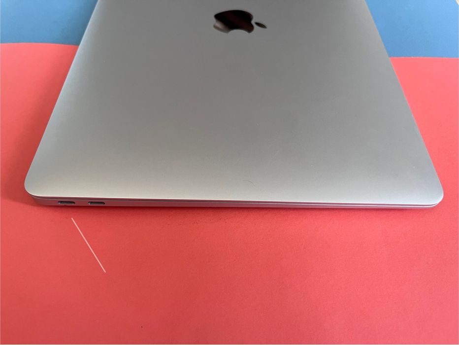 Apple Macbook Air 13 Silver M1 Chip A2337 8/256gb Без Блокувань