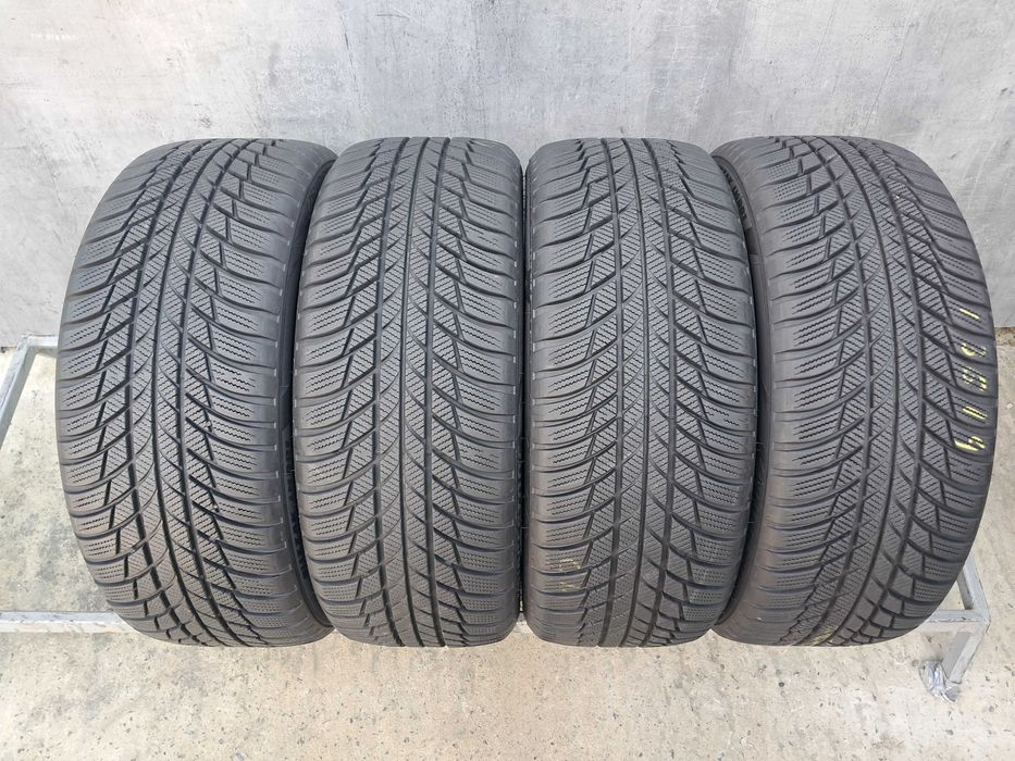 Резина зимова, 7.5мм, Bridgestone Blizzak LM001 MO 225\45 R18