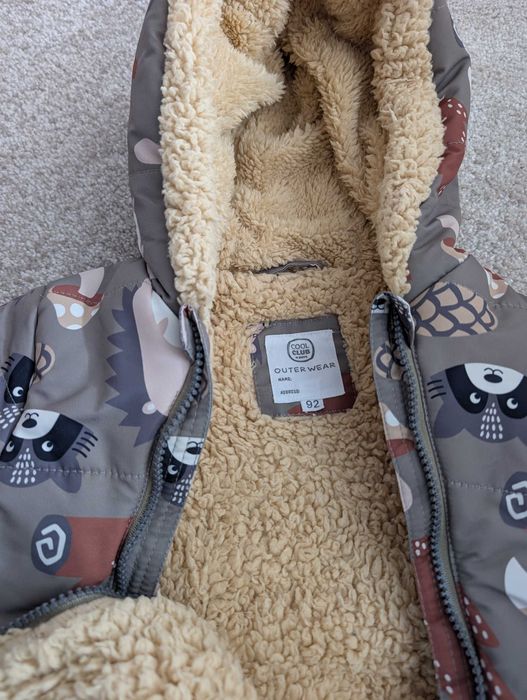 Sprzedam kombinezon zimowy dla chłopczyka