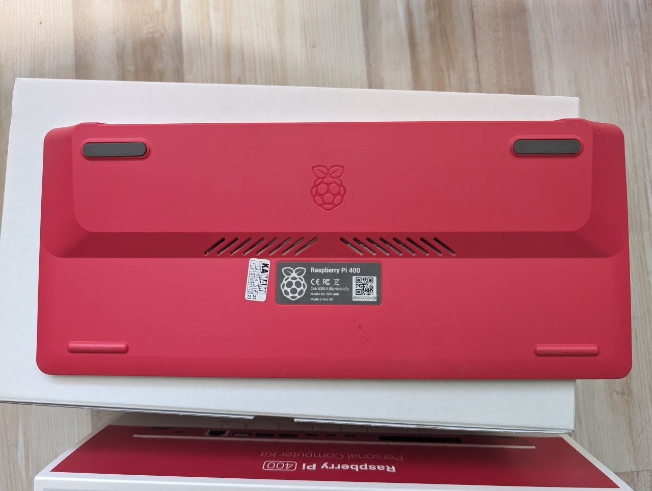 Raspberry Pi 400 EU + dwa pady