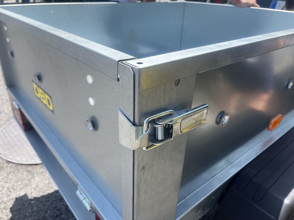Reboque TRIGANO 300 kg – Novo, nunca usado (Norauto)