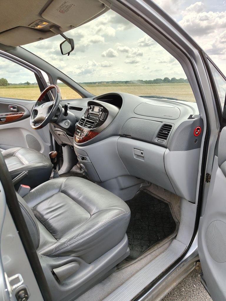 Sprzedam Toyotę Previa