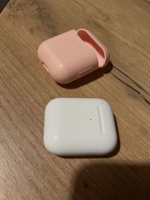 Airpods покоління 2