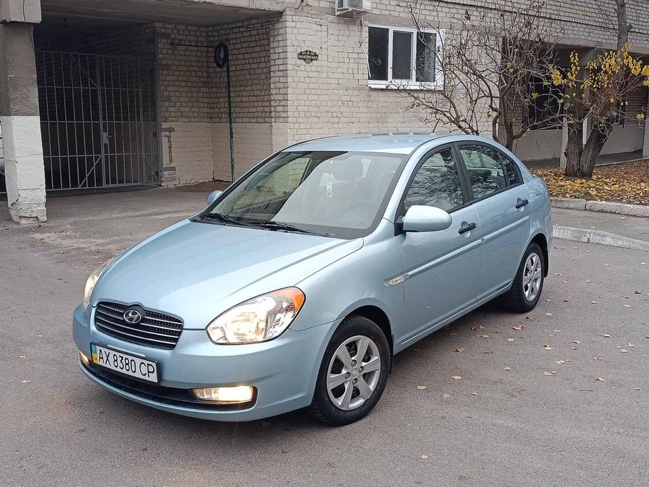Hyundai Accent c оригинальным пробегом 100 т.км в хорошем состоянии