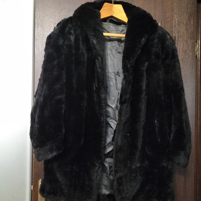 Полушубок з натурального хутра розмір 48-50 дуже теплий в хорошому ста