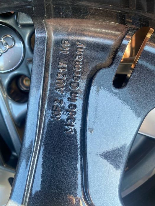 Диски титанові диски ауди етрон легкосплавні  диски 5х112 4KE601025T