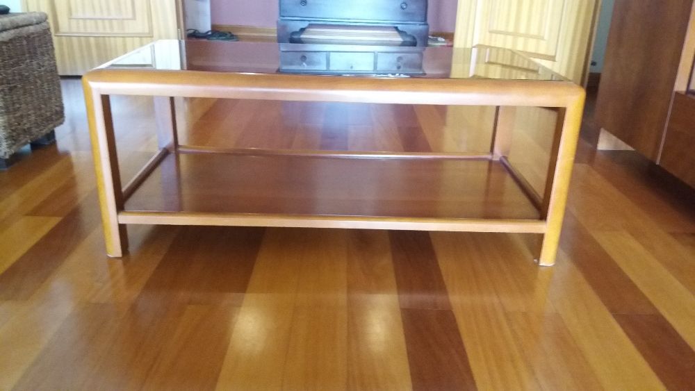 Mesa de Sala em Cerejeira