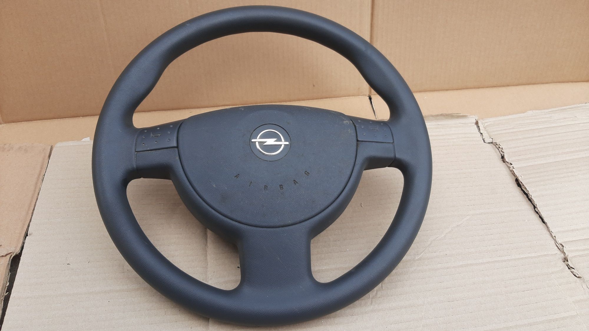 Kierownica kompletną Opel Corsa C Combo