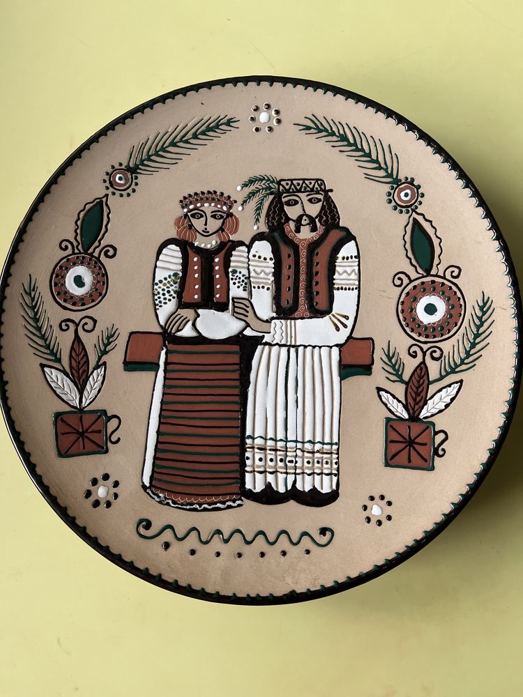 Декоративна тарілка «Гуцульська пара» Марія Курочка