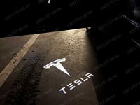 Проекція логотипу (підсвітка дверей) Tesla Model 3/Y/S/X (комплект)