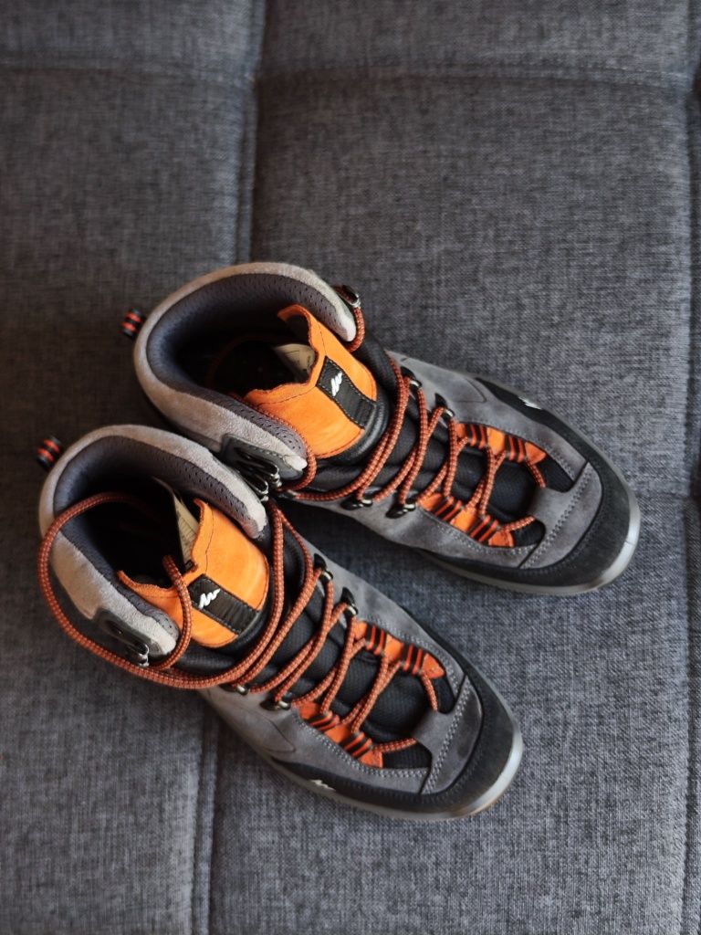 Botas de caminhada Trekking Quechua Decathlon (41)