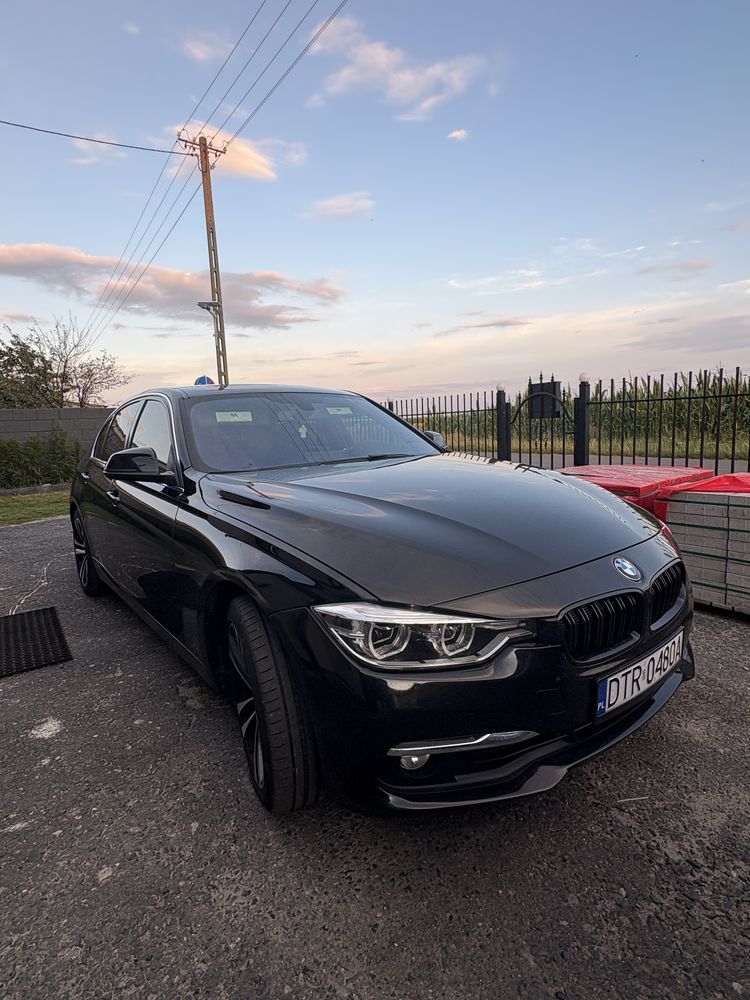Sprzedam BMW 330i 2017 r.