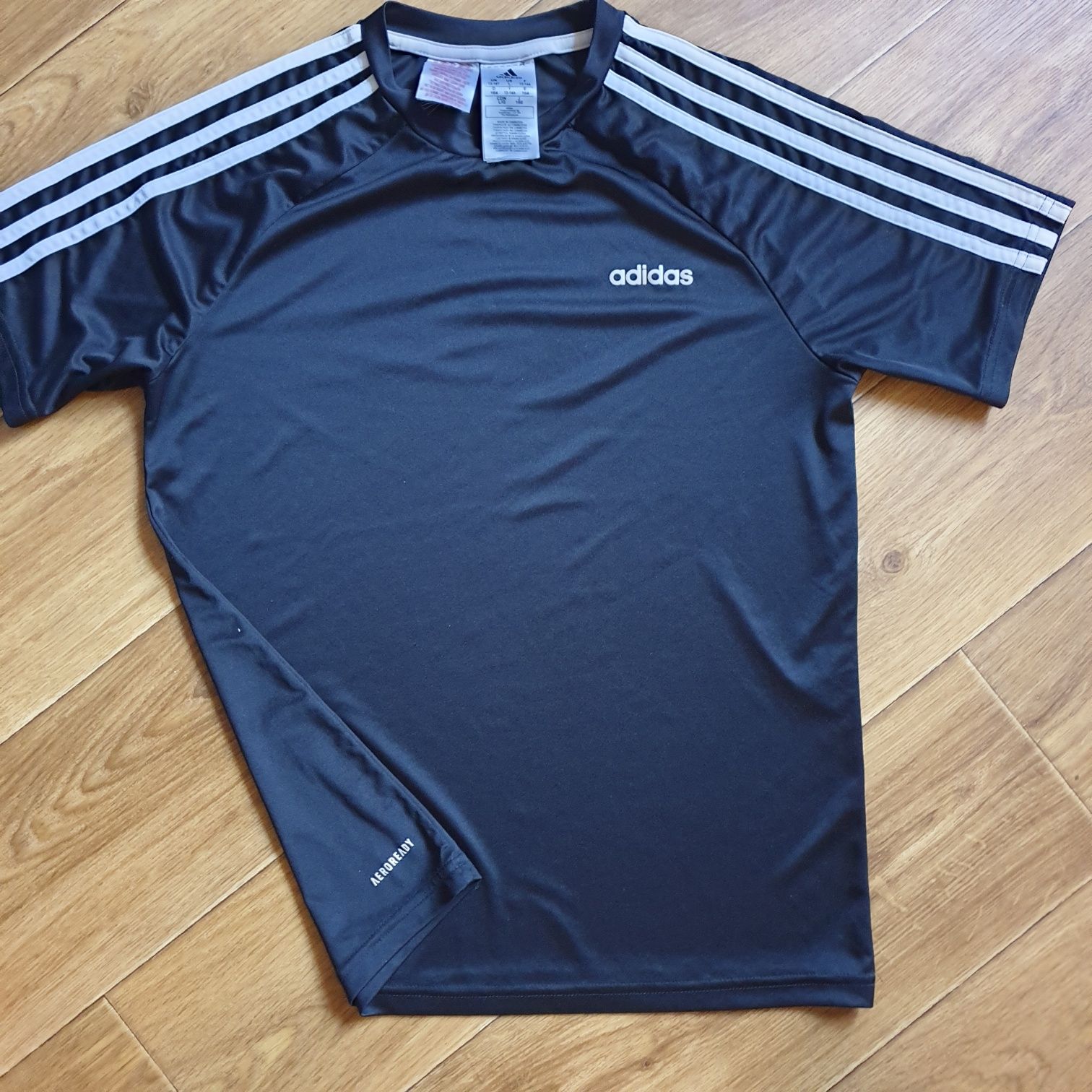 Підліткова до 165см Adidas футболка M/L  чорна